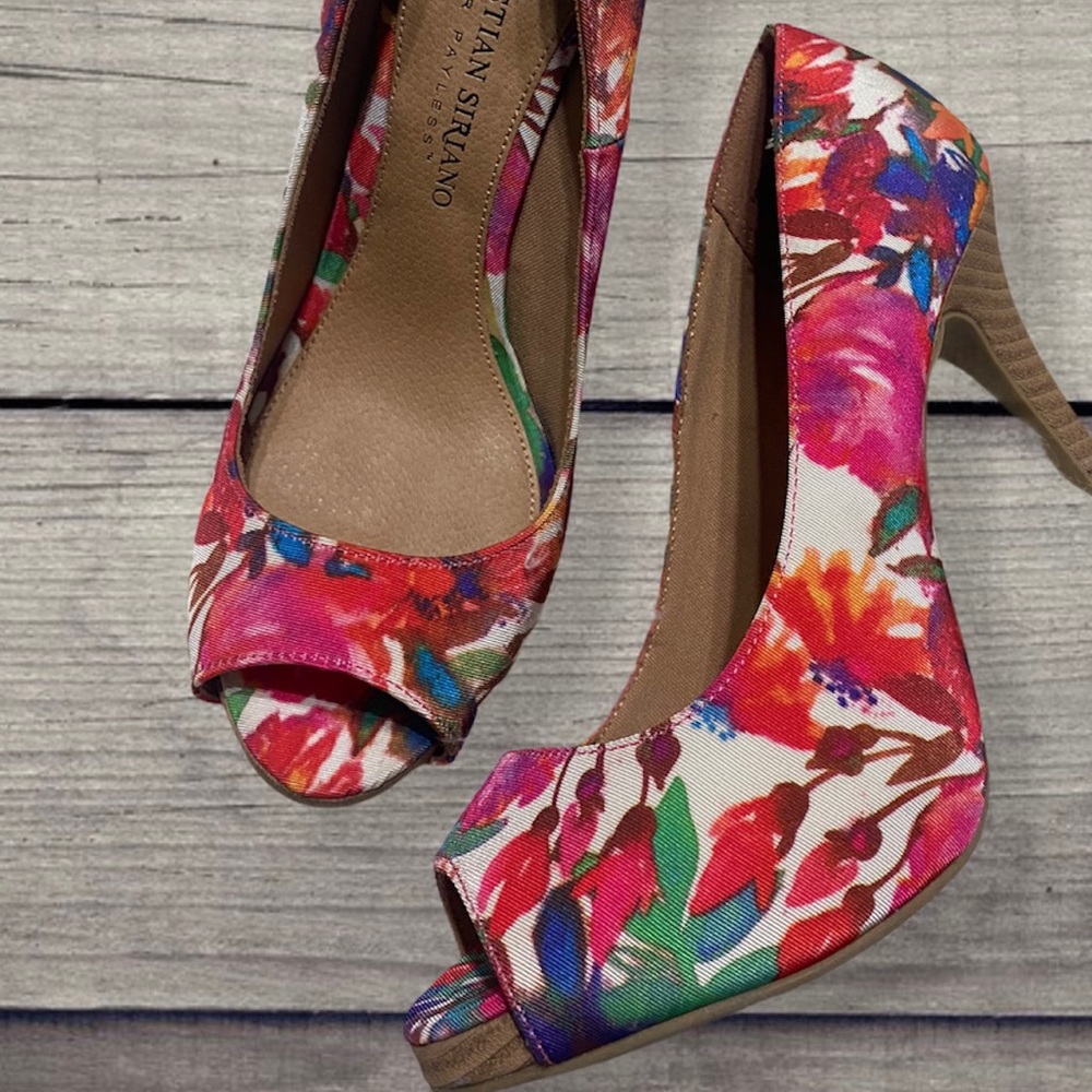 High heel shoes